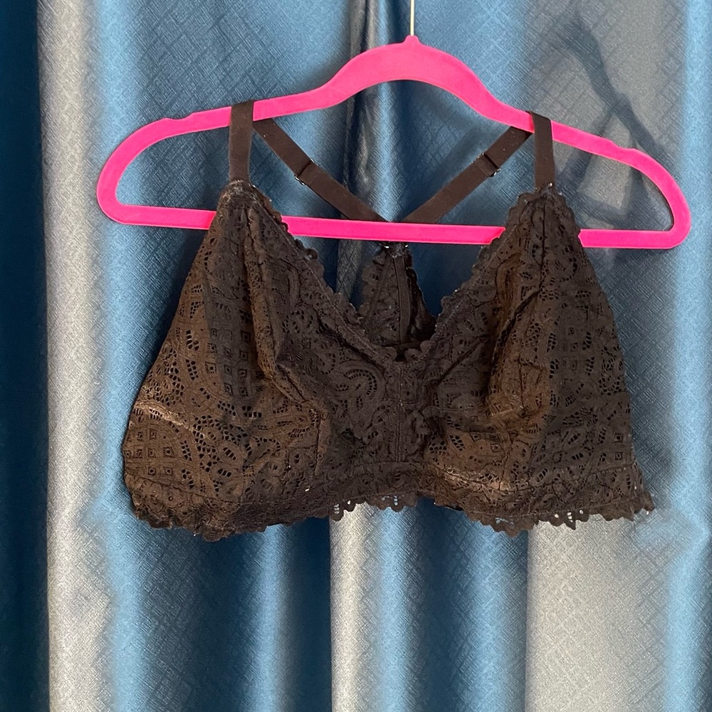 Auden Lace Bralette in black